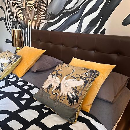Africa Apartment Varsavia Esterno foto
