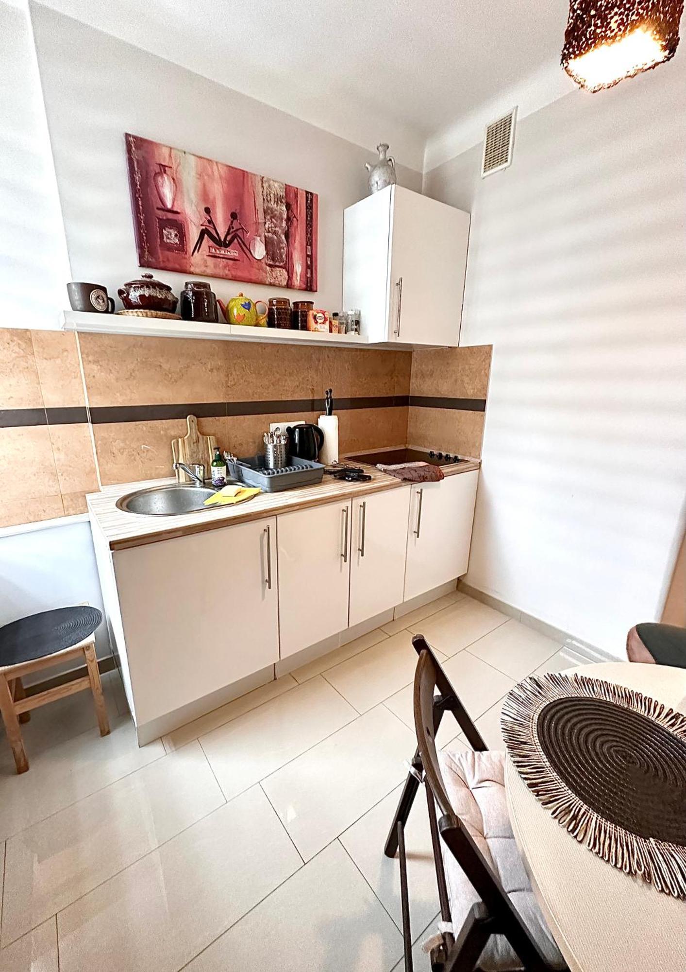 Africa Apartment Varsavia Esterno foto