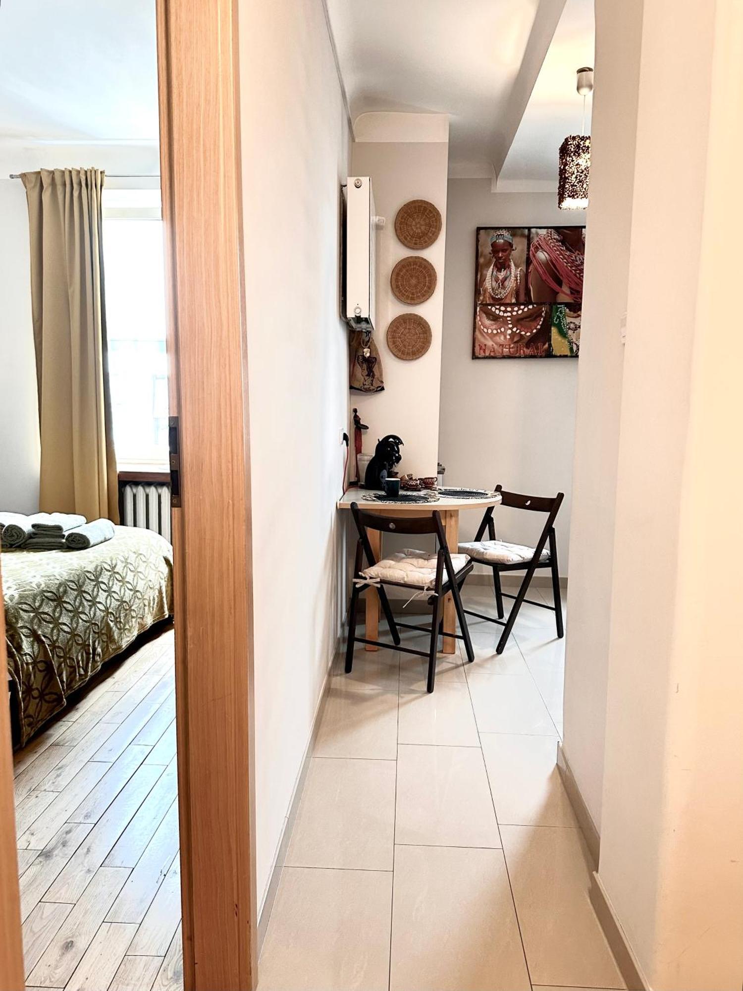 Africa Apartment Varsavia Esterno foto
